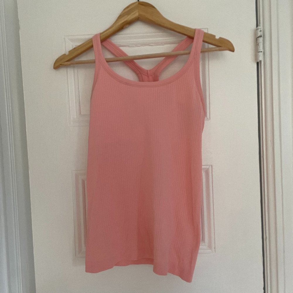 Lululemon Ebb to Street Tank Top - Size 6 Dew pink